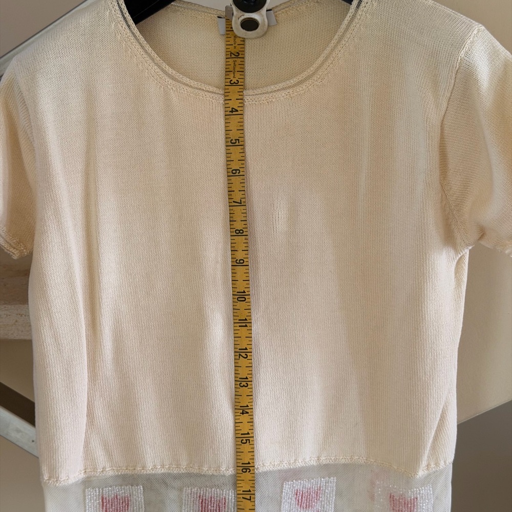 Vintage Moschino Cream Short-Sleeve Knit Tee with Decorative Hem - Picture 3 of 14